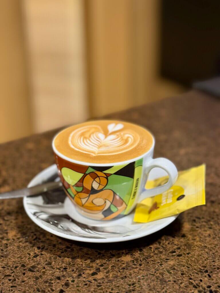 latte art in nieuwe kop