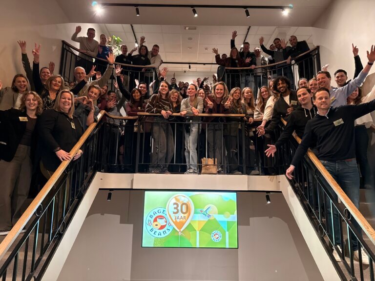 2Svigw0dpYhZMXFhrOIT5zXaYP2DwfTBotmv33Eg